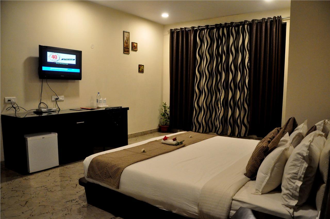 Hotel Suncity Palace Jharsuguda Exterior foto